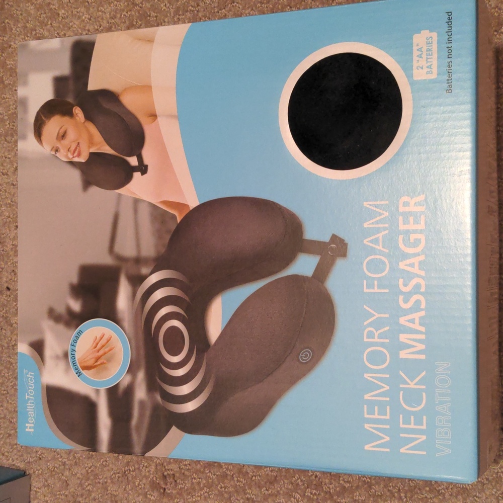 NIB Memory Foam Neck Massager (black)